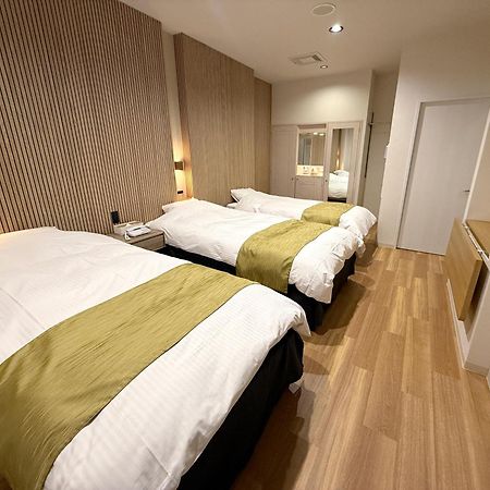 Hotel Hyper (Adults Only) Osaka Bagian luar foto