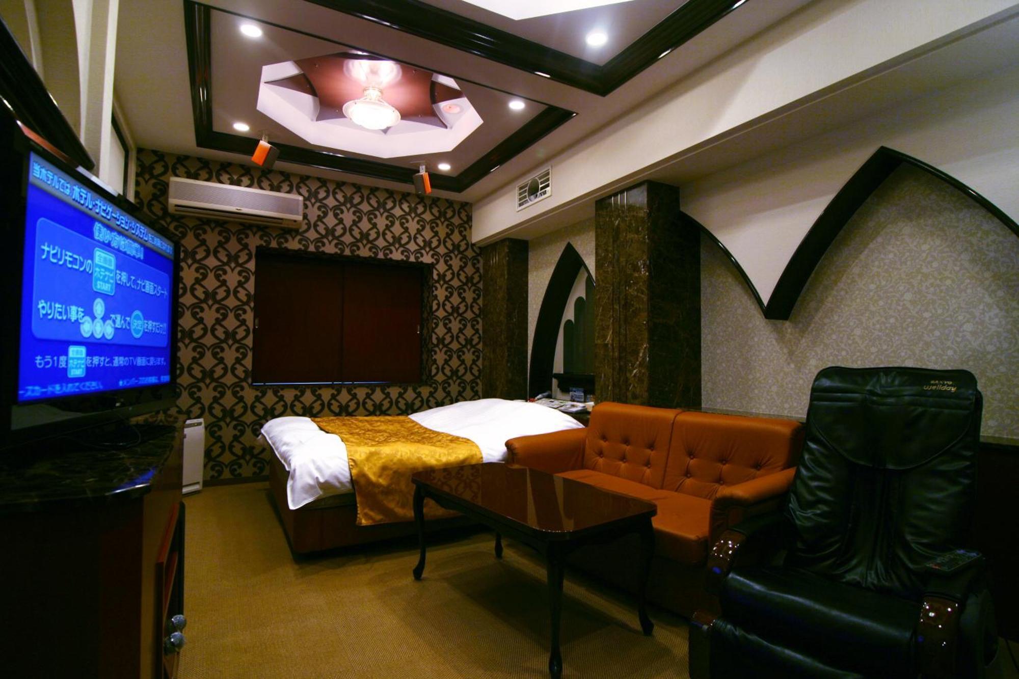 Hotel Hyper (Adults Only) Osaka Bagian luar foto
