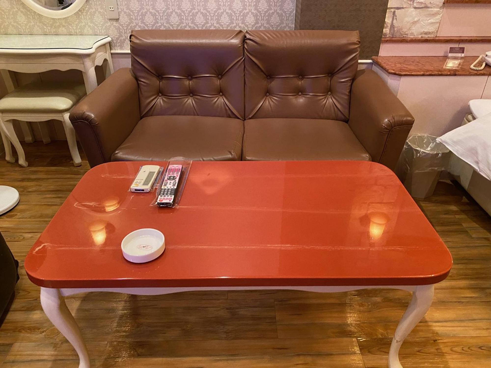 Hotel Hyper (Adults Only) Osaka Bagian luar foto